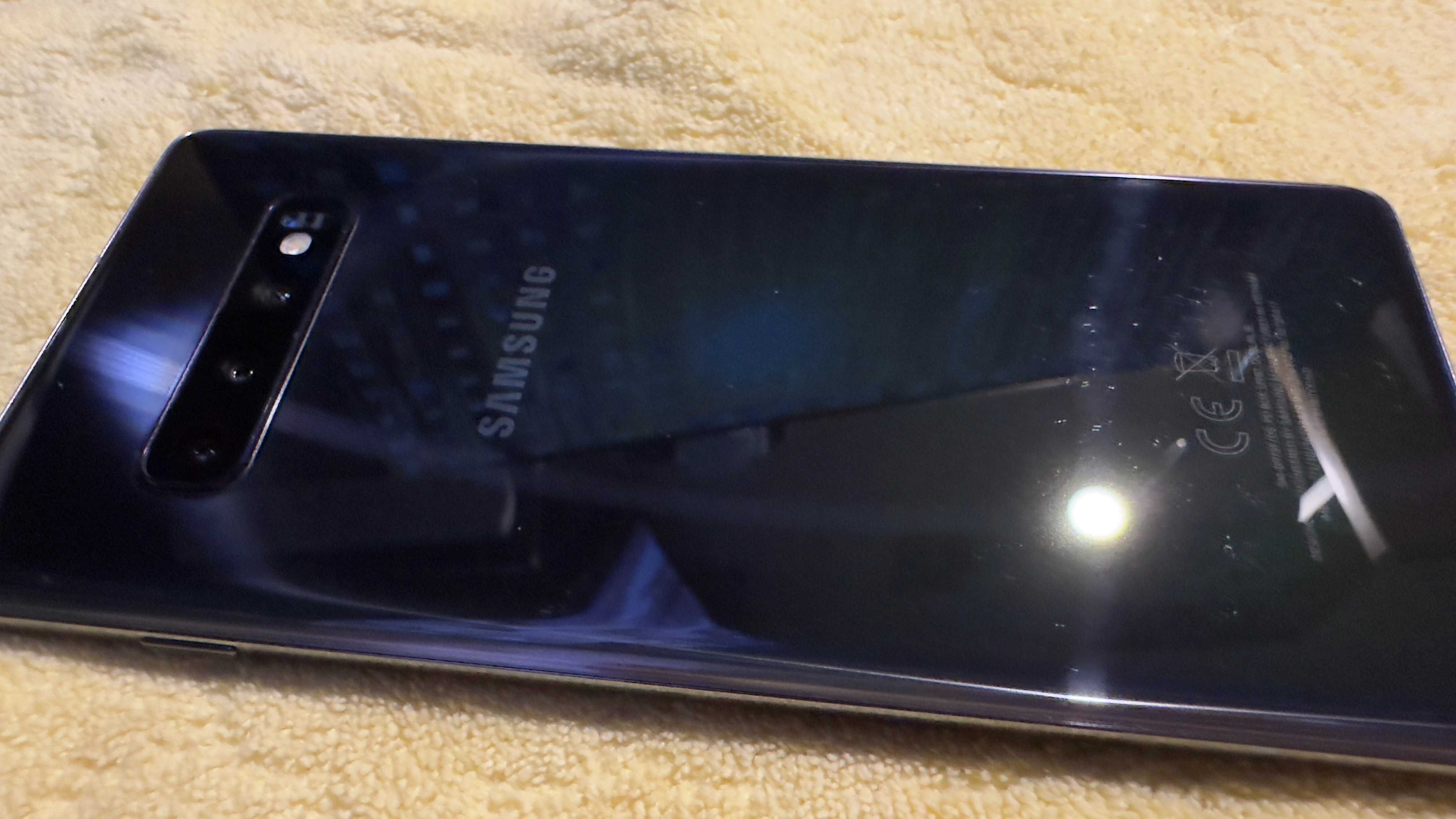 Galaxy S 10 + Piękny