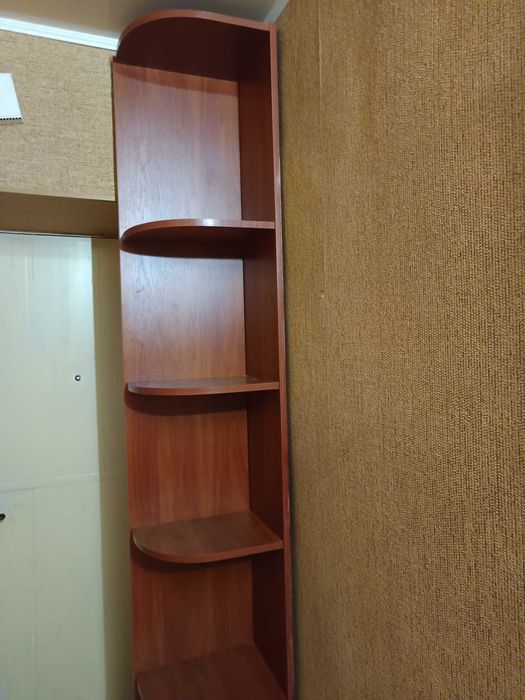 Консоль прямая б. у. в отличном состоянии