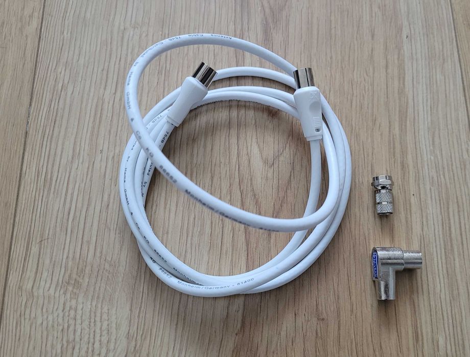 Kabel antenowy Hama 1,5m Biały + GRATIS