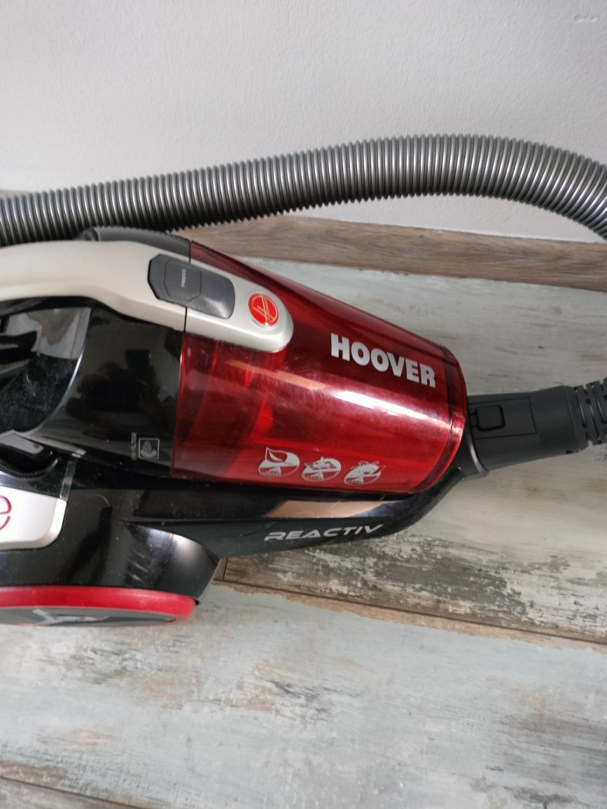 Hoover Reactiv odkurzacz bezworkowy