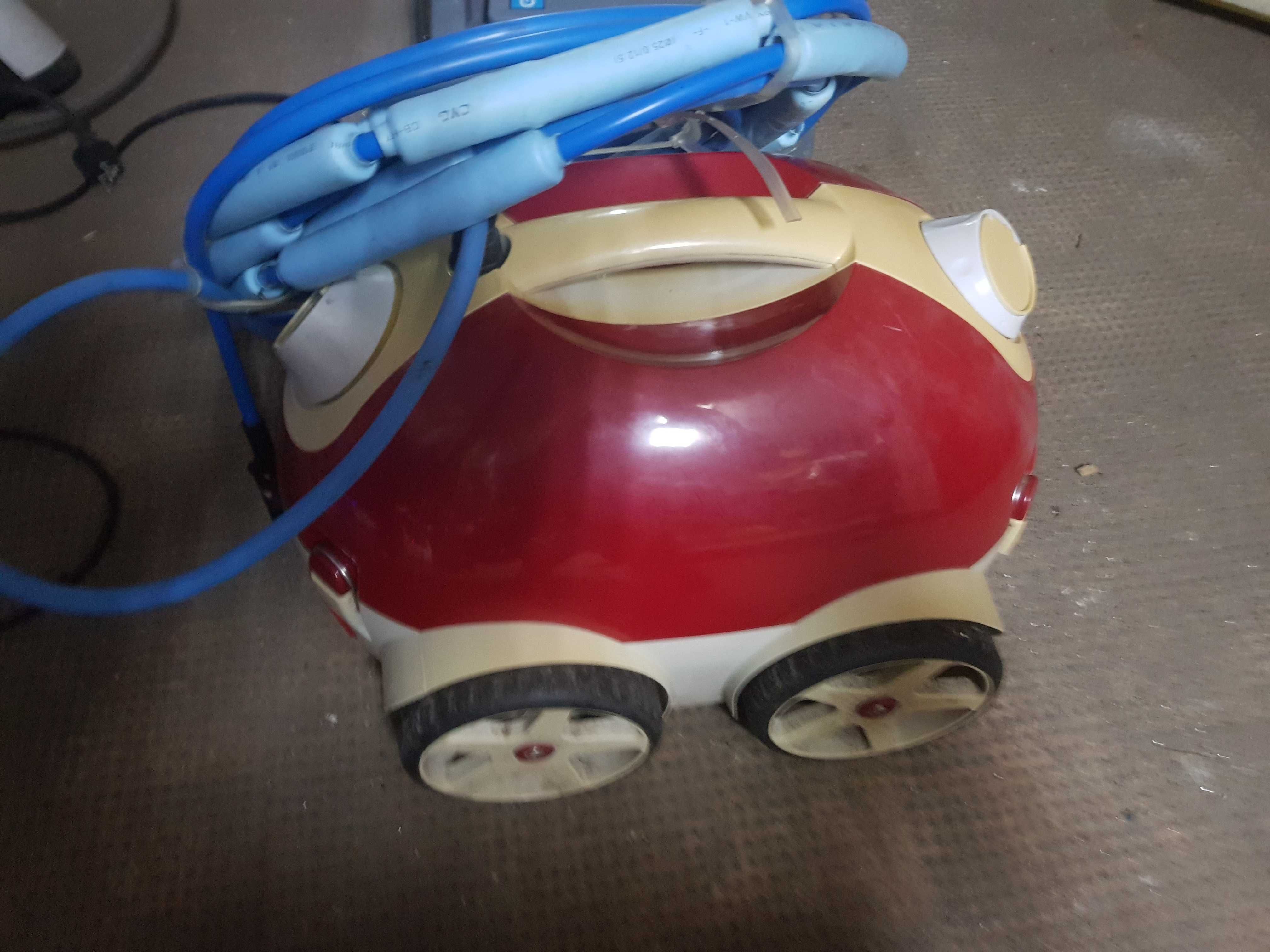 Robot basenowy odkurzacz Naia hj 1009   przywieziony z Niemiec