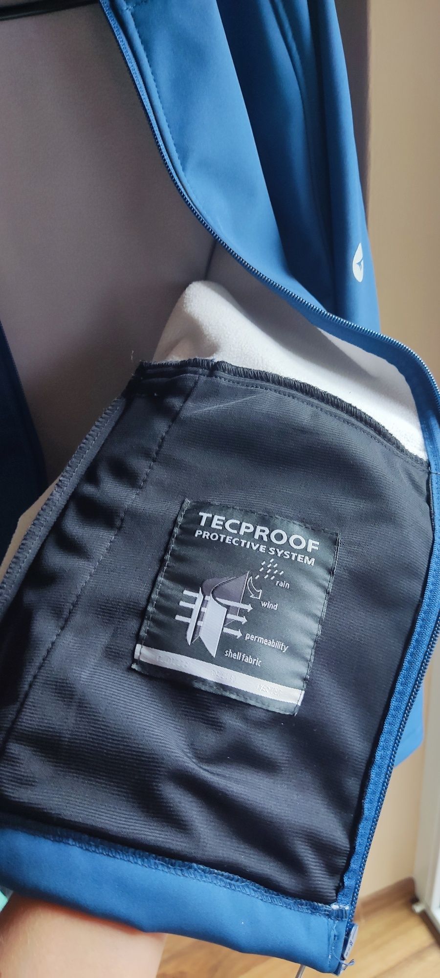 Nowa damska lekka kurtka Hi-Tec, typu softshell