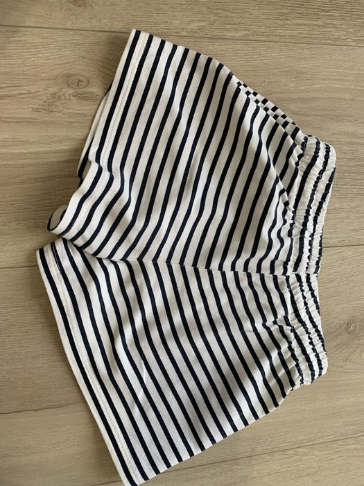Shorty rozmiar 98 H&M