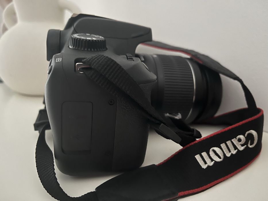 Vendo Canon EOS 4000D