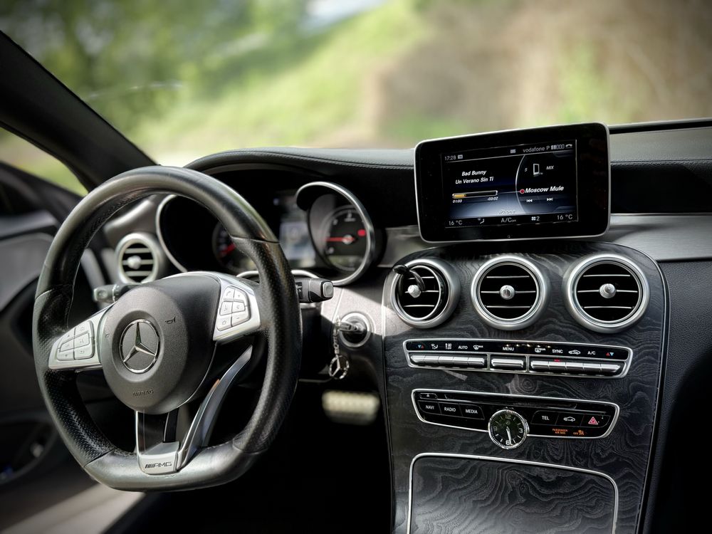 Mercerdes C250 Coupe Amg (Financiamento)