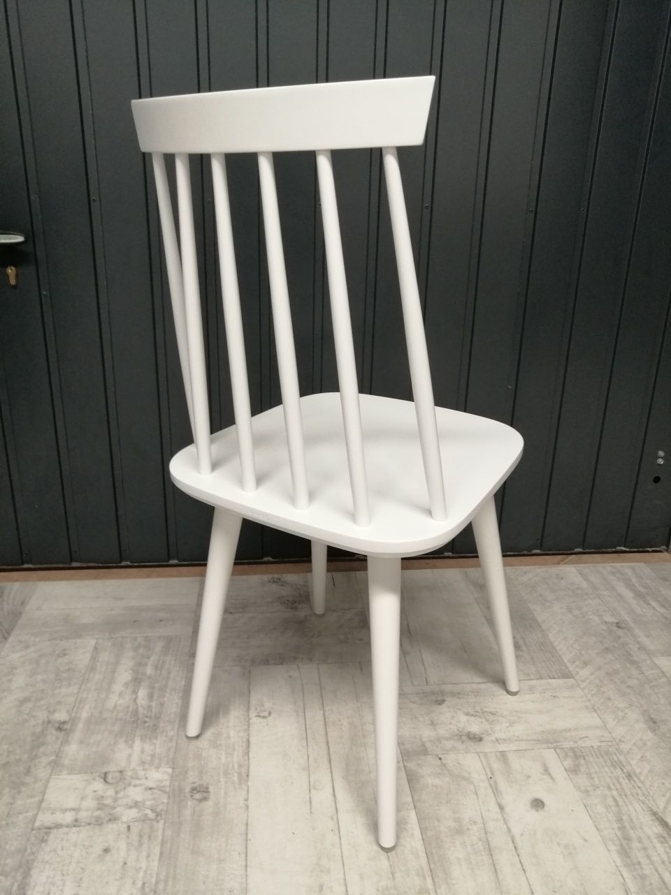 krzesło krzesła prl szczebelki patyczak projekt design kuchnia salon