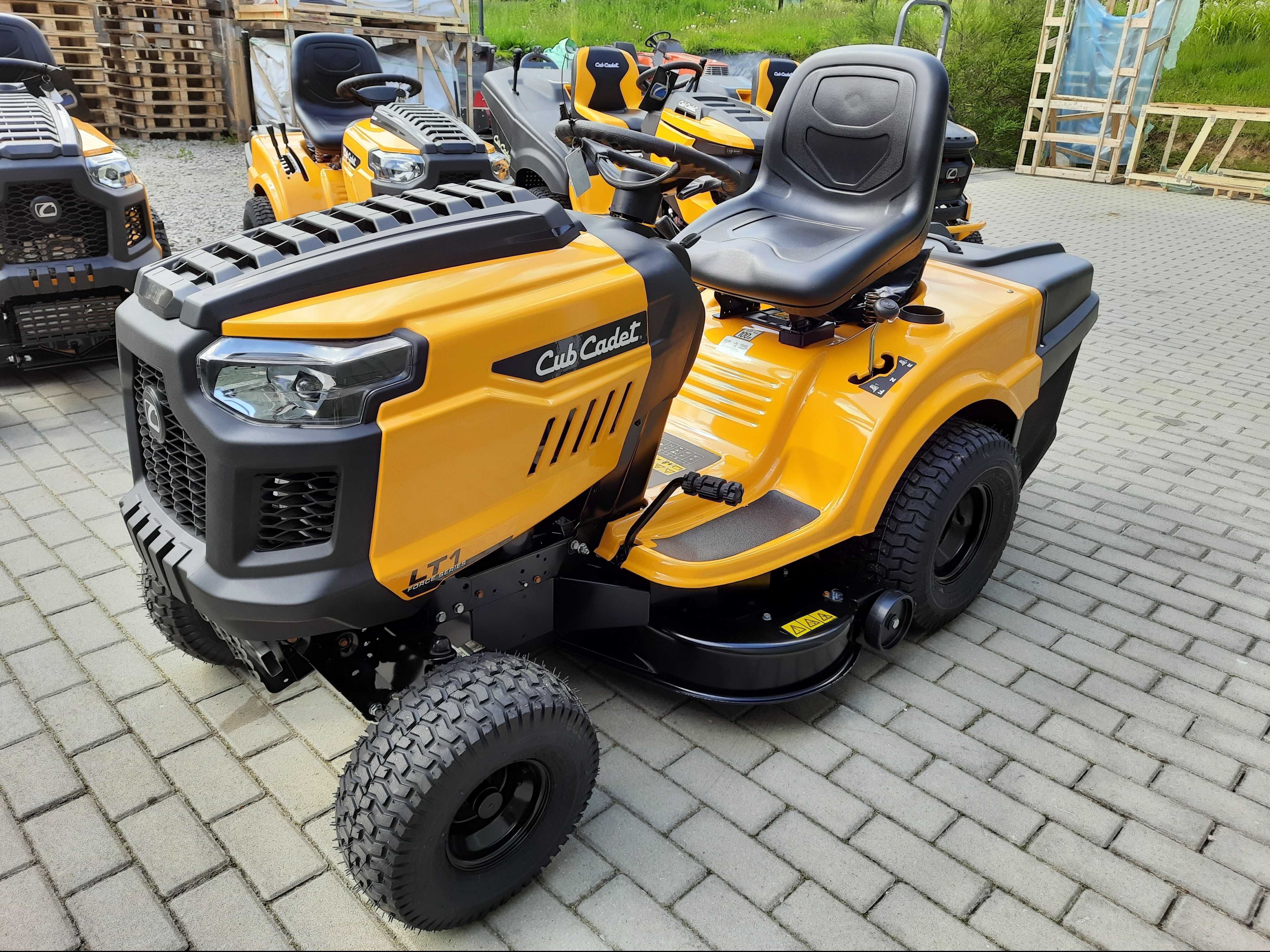 NAJNOWSZY Traktorek Kosiarka CUB CADET 15KM Pompa LT1 NR92 z Koszem