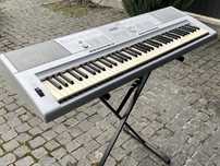 Синтезатор Yamaha DGX-205