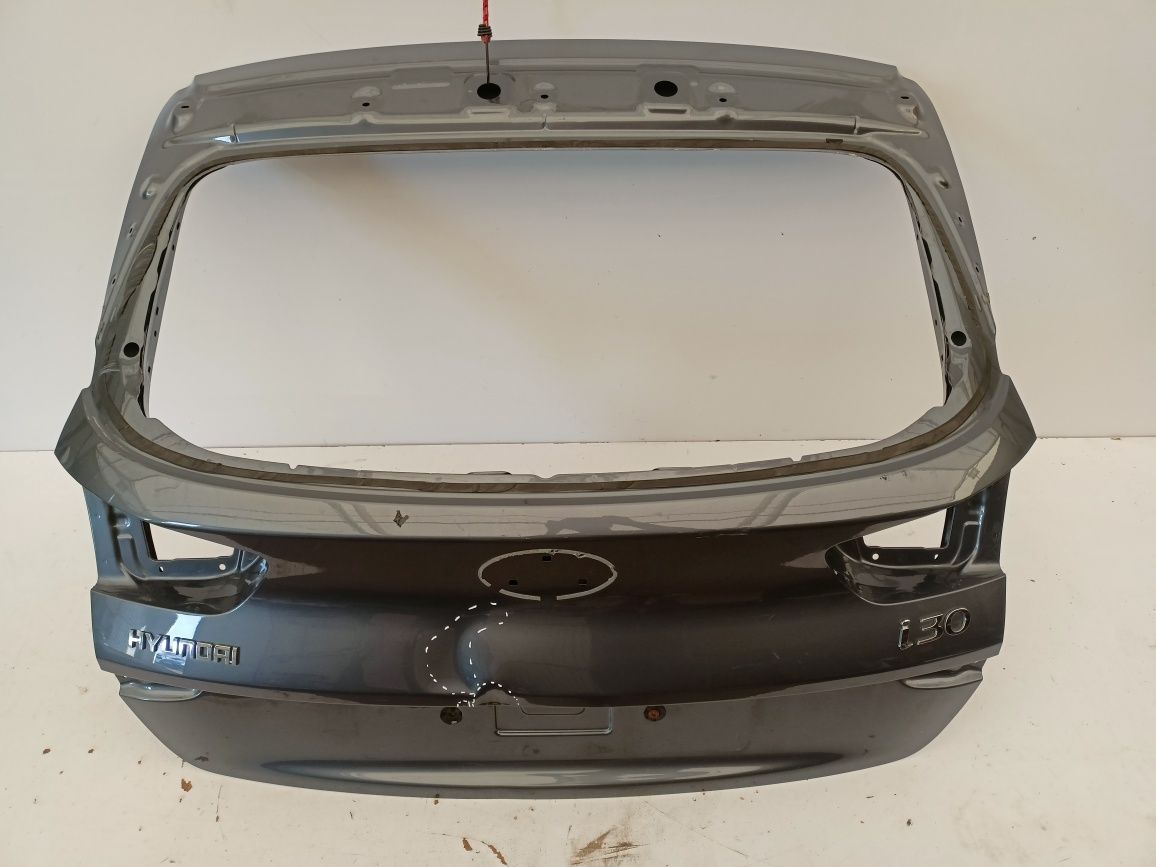 Hyundai i30 III 3 kombi 17- klapa tylna tył bagażnika