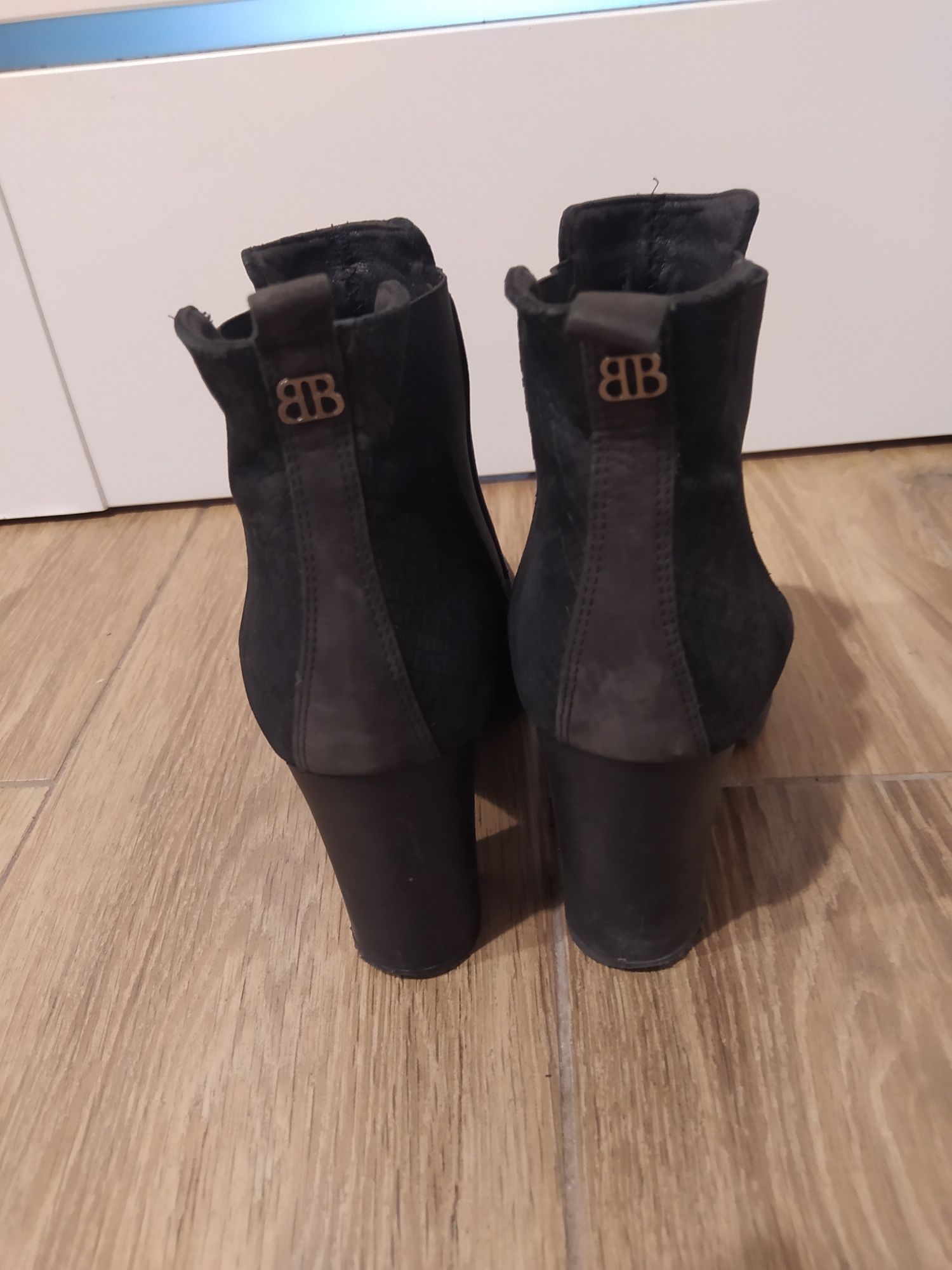 Botki Badura rozm 36, na słupku stan bdb