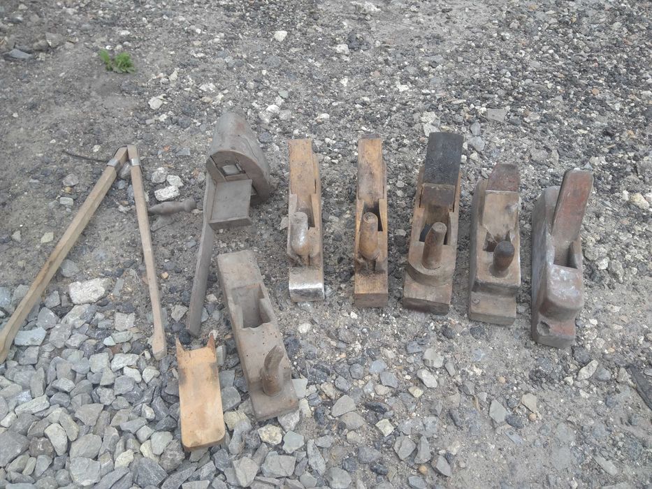 Інструмент по дереву рубанки