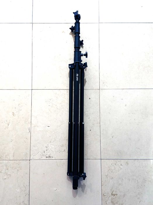 Tripés + Suportes de fundos - Falcon Eyes, Beike, Walimex, Godox