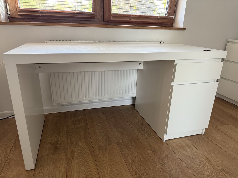 Biurko IKEA, 140cm na 65cm, odbiór tylko osobisty