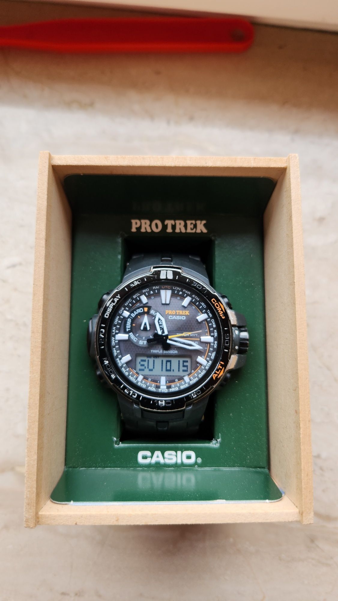 Casio PRV 6000Y.