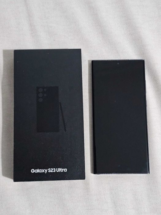 Samsung s23 ultra 256gb.