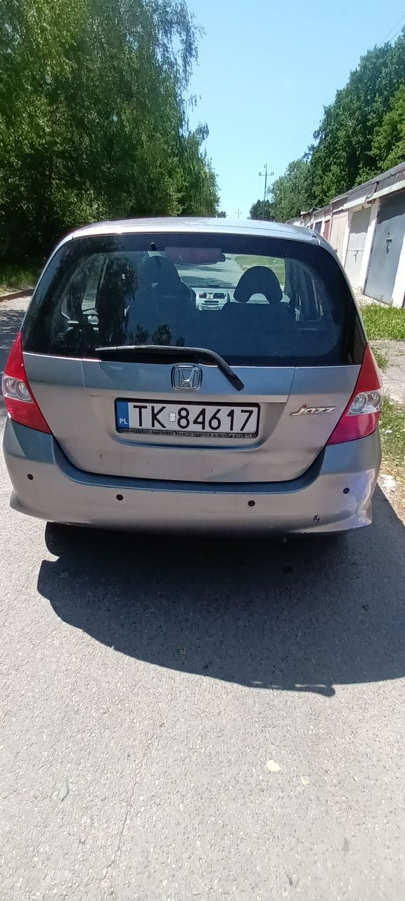 Honda Jazz 2006 1.4 benzyna 2 komplety kół