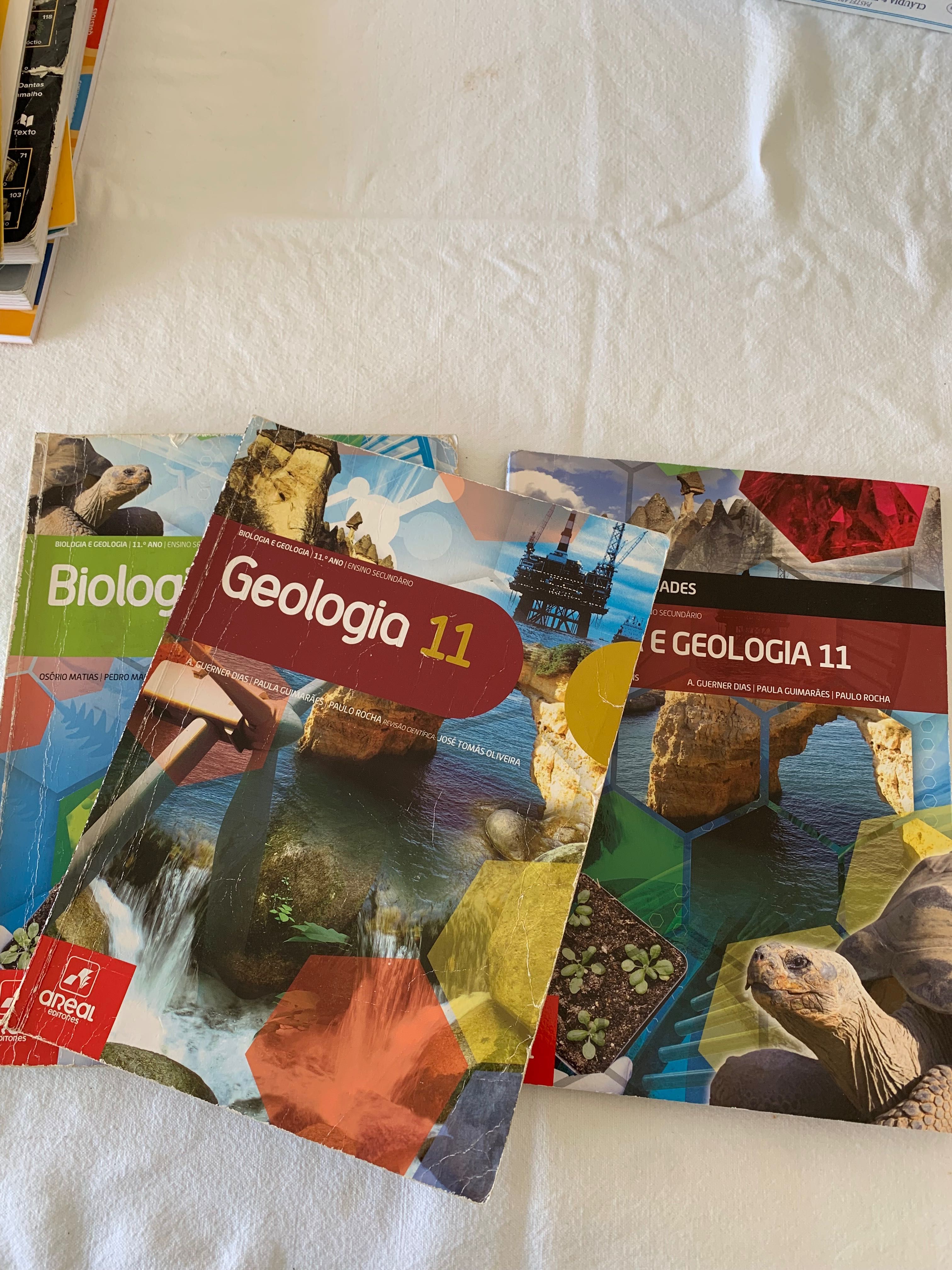 Manuais Biologia e Geologia/ Física Química  10 e 11 ano