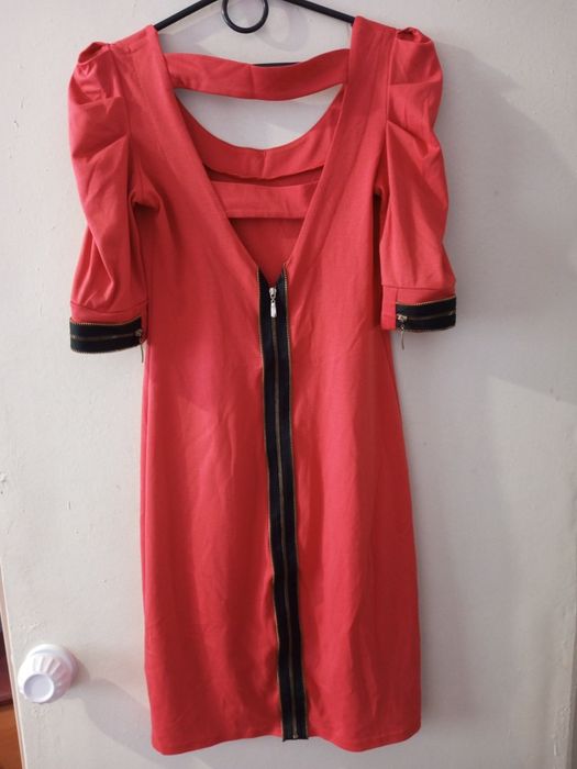 Нарядне жіноче плаття