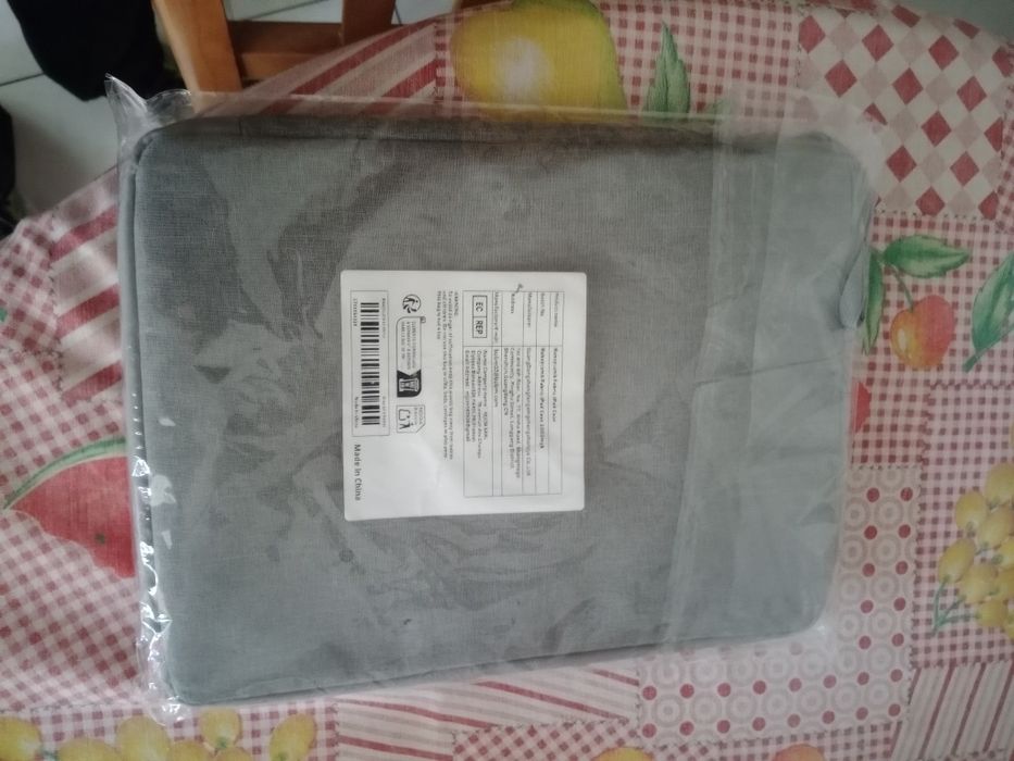 5€ bolsa para computador ou tablets c- 30cm -l 26cm novo