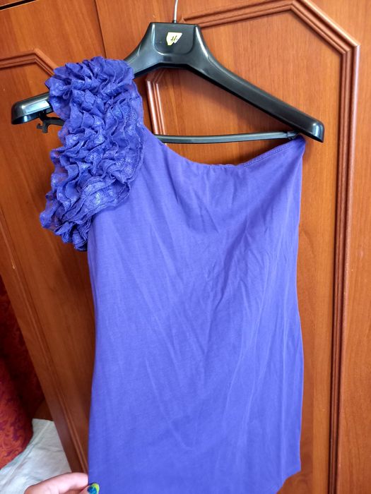 Продам короткое платье