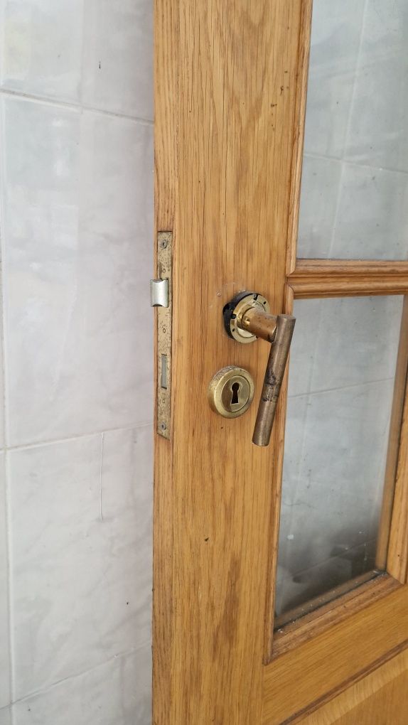 Porta em carvalho com vidros