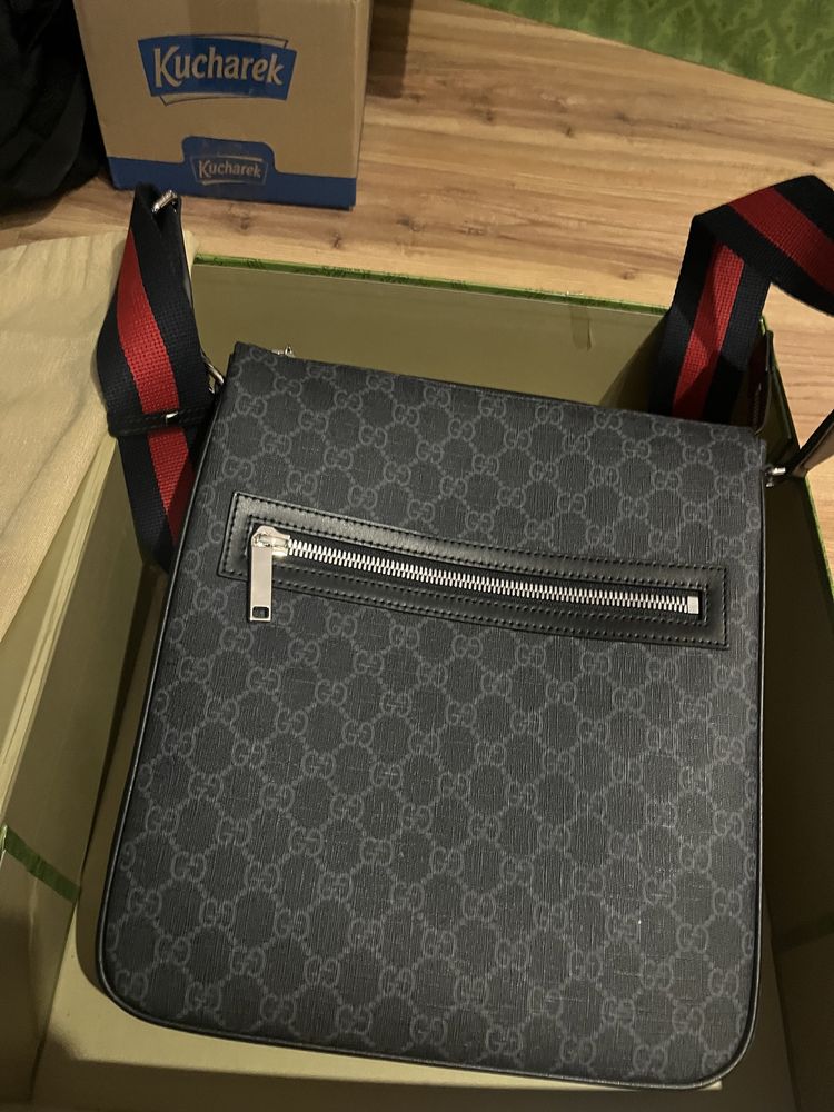 Saszetka Gucci Black Medium Messenger Bag