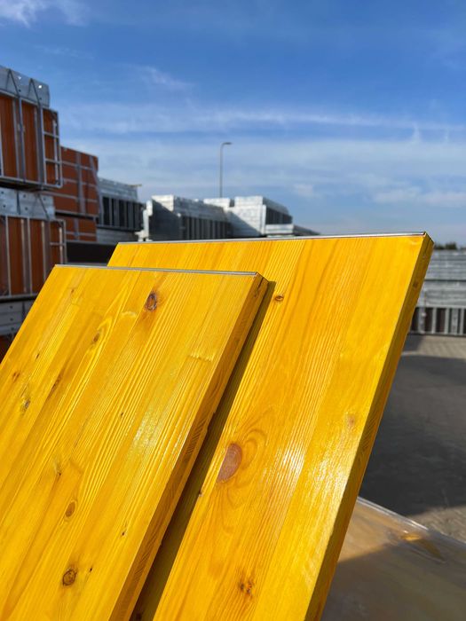 Płyta szalunkowa świerkowa trójwarstwowa okuta premium