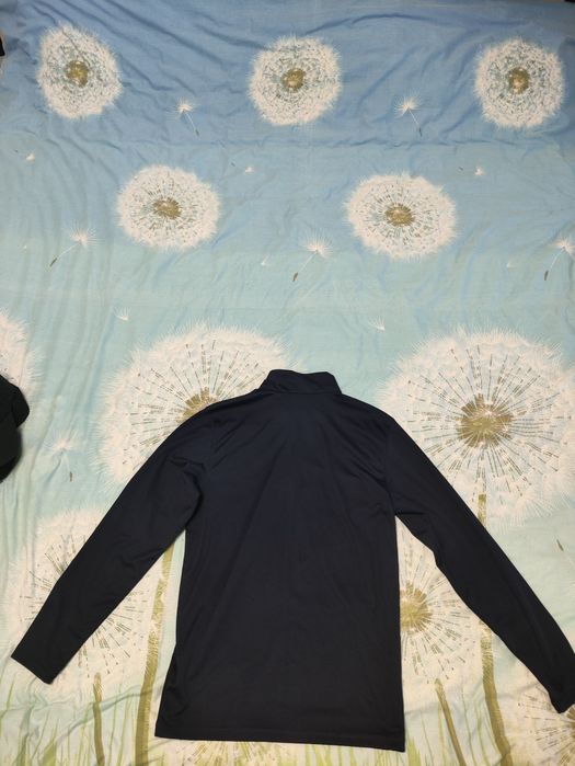 Продам чоловічий гольф Puma