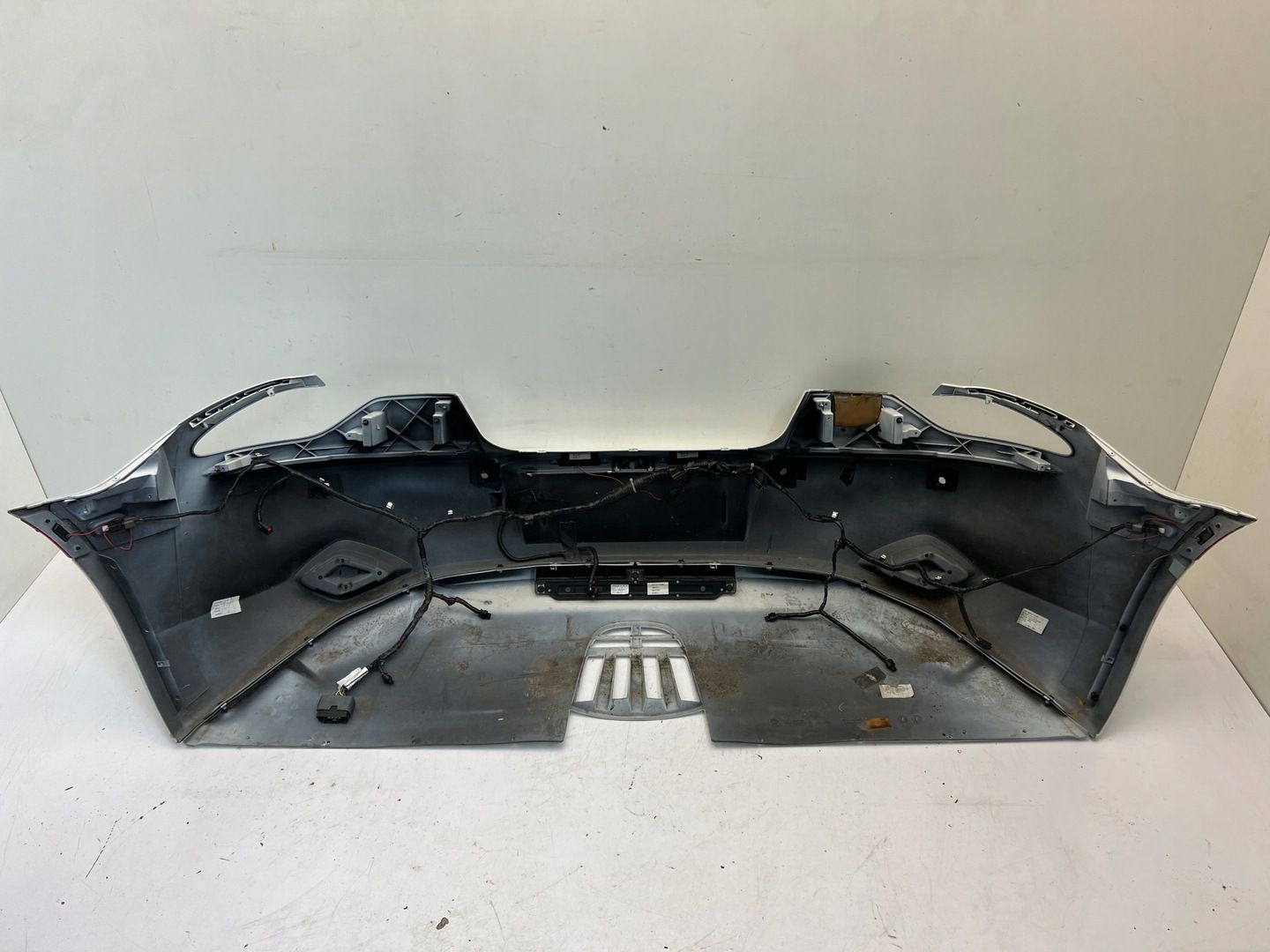 Fisker Karma Revero Zderzak Tylny Rear Back Bumper Pdc oryginał