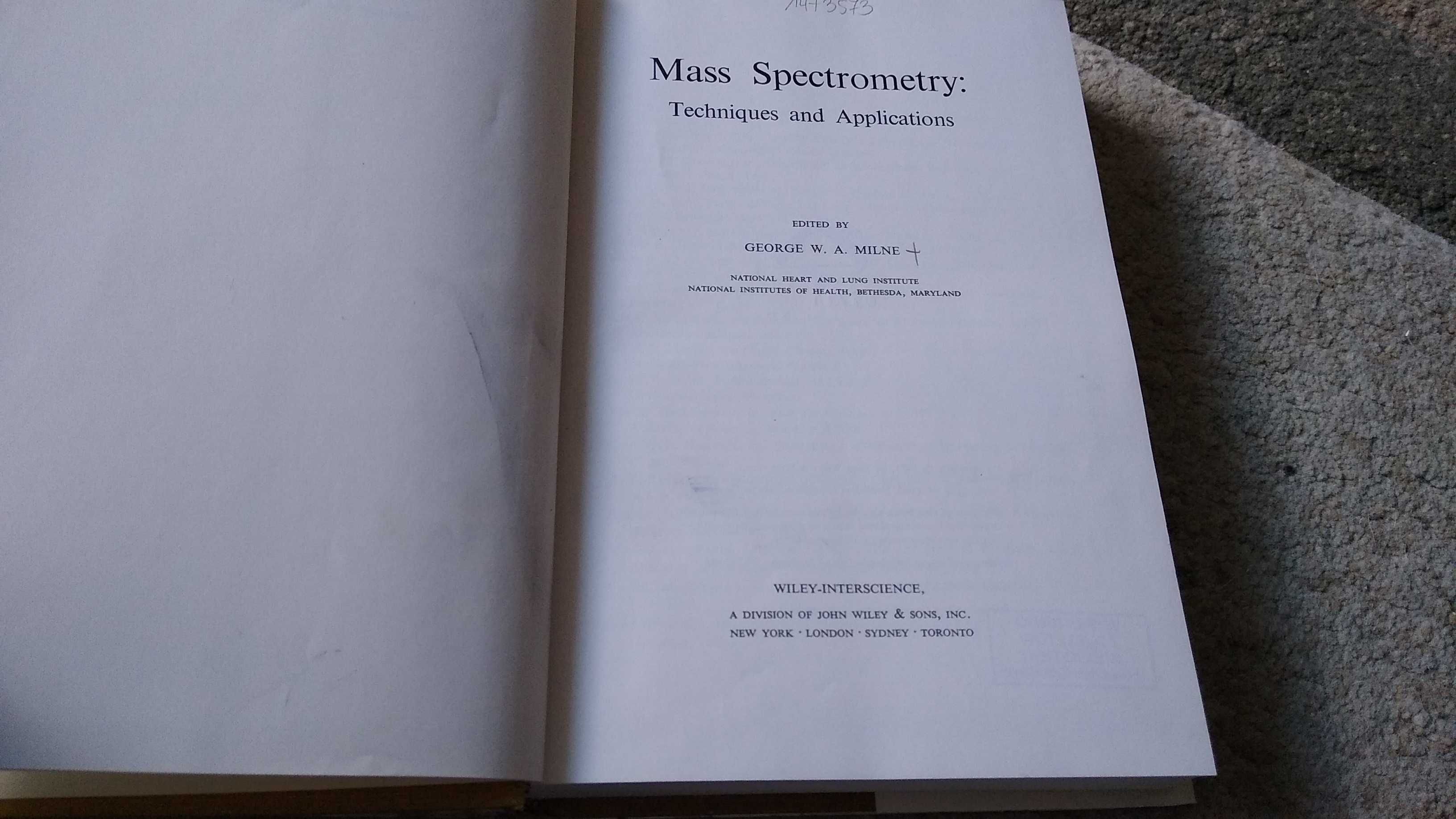 Mass spectrometry techniques and applications Milne