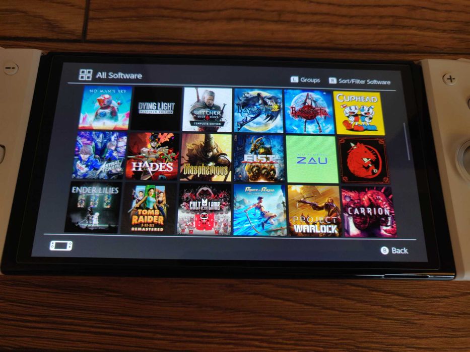 Nintendo Switch OLED karta 512GB zestaw z dodatkami