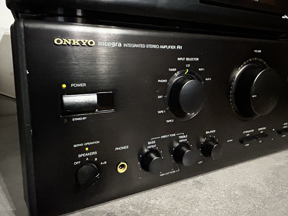 Onkyo Integra A 807