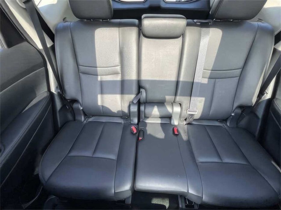 Nissan Rogue SL      2019