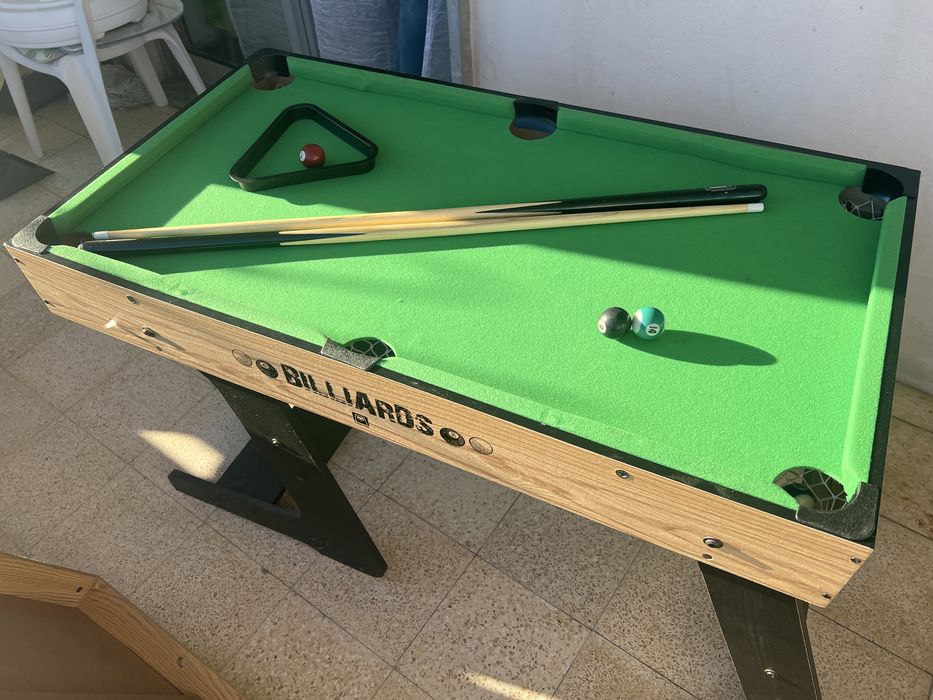 Mesa de matraquilhos e snooker