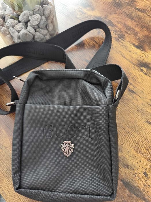 Nowa sliczna męska listonoszka unisex średnia Gucci