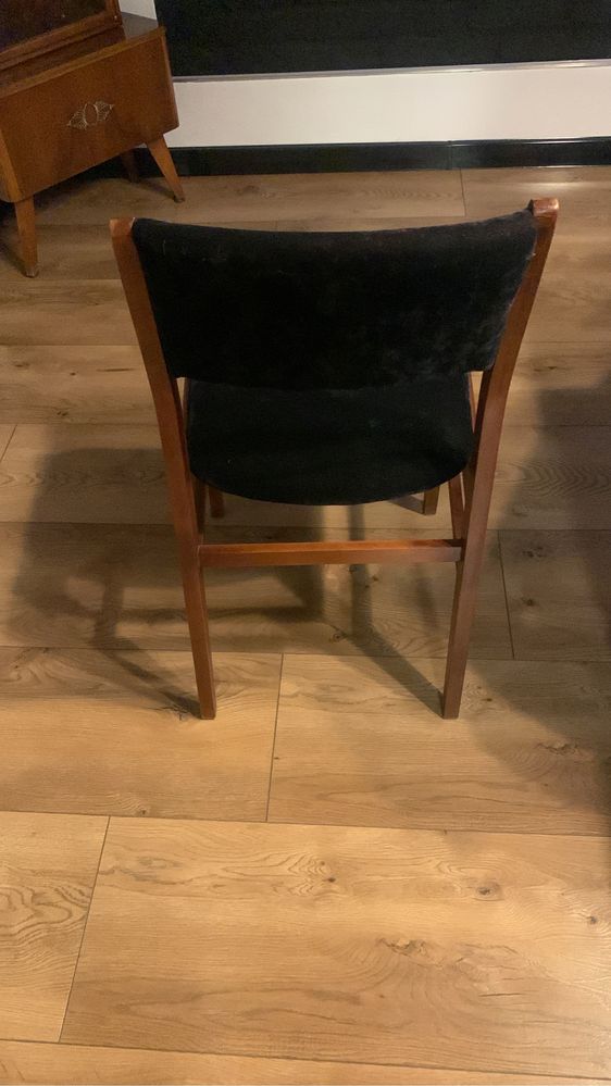 Krzesla do jadalni