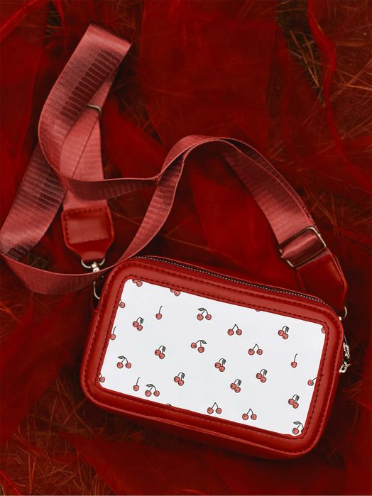 Сумка crossbody з вишнями