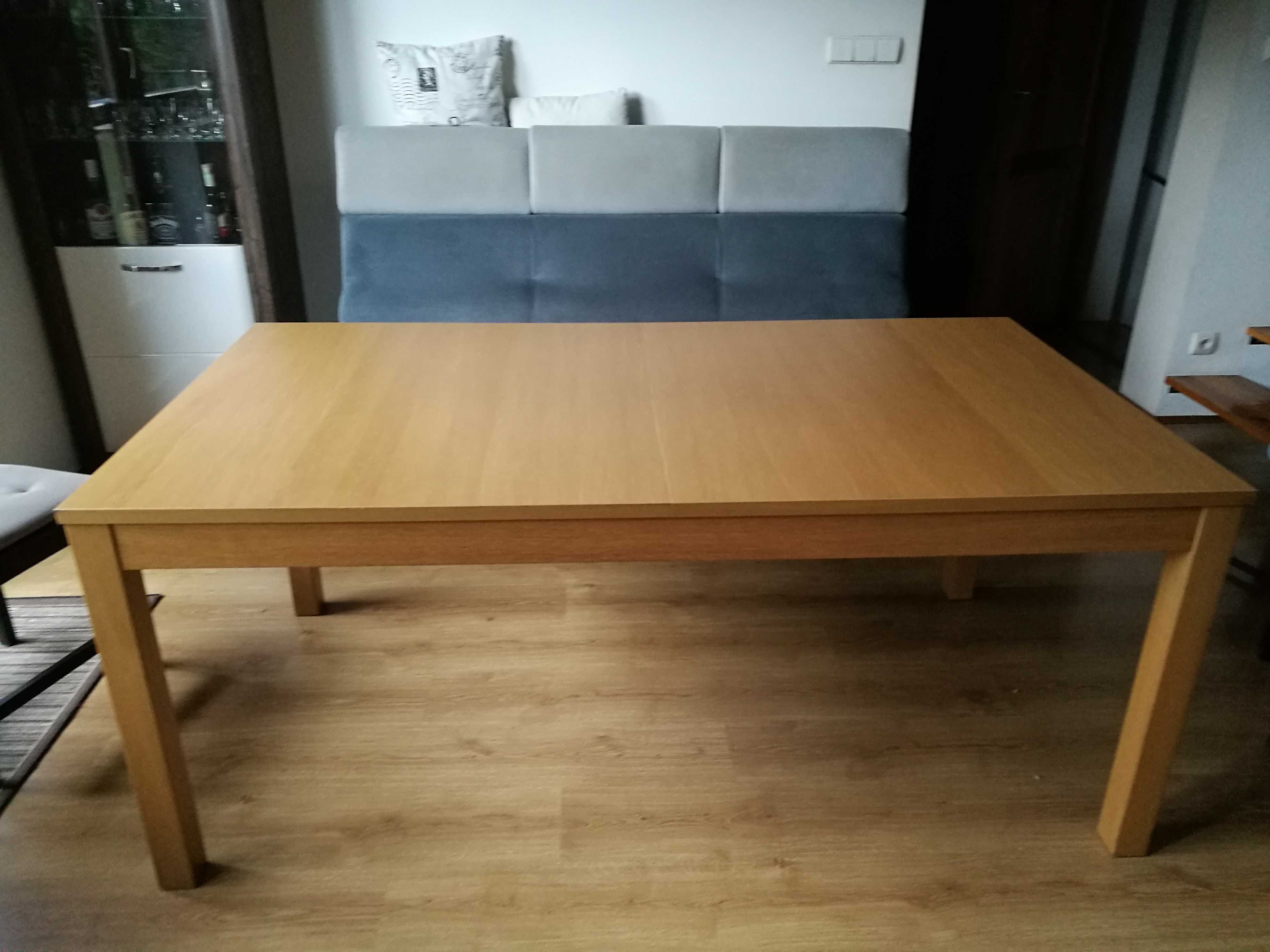 stół duży jadalnia