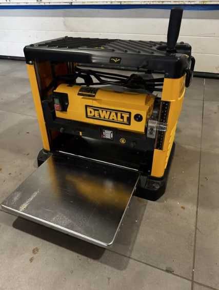 Grubosciówka Dewalt DW733