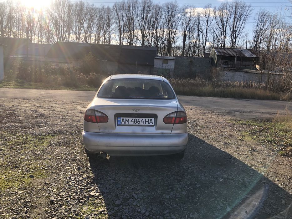 Продам ланос 1.5 бенз SE