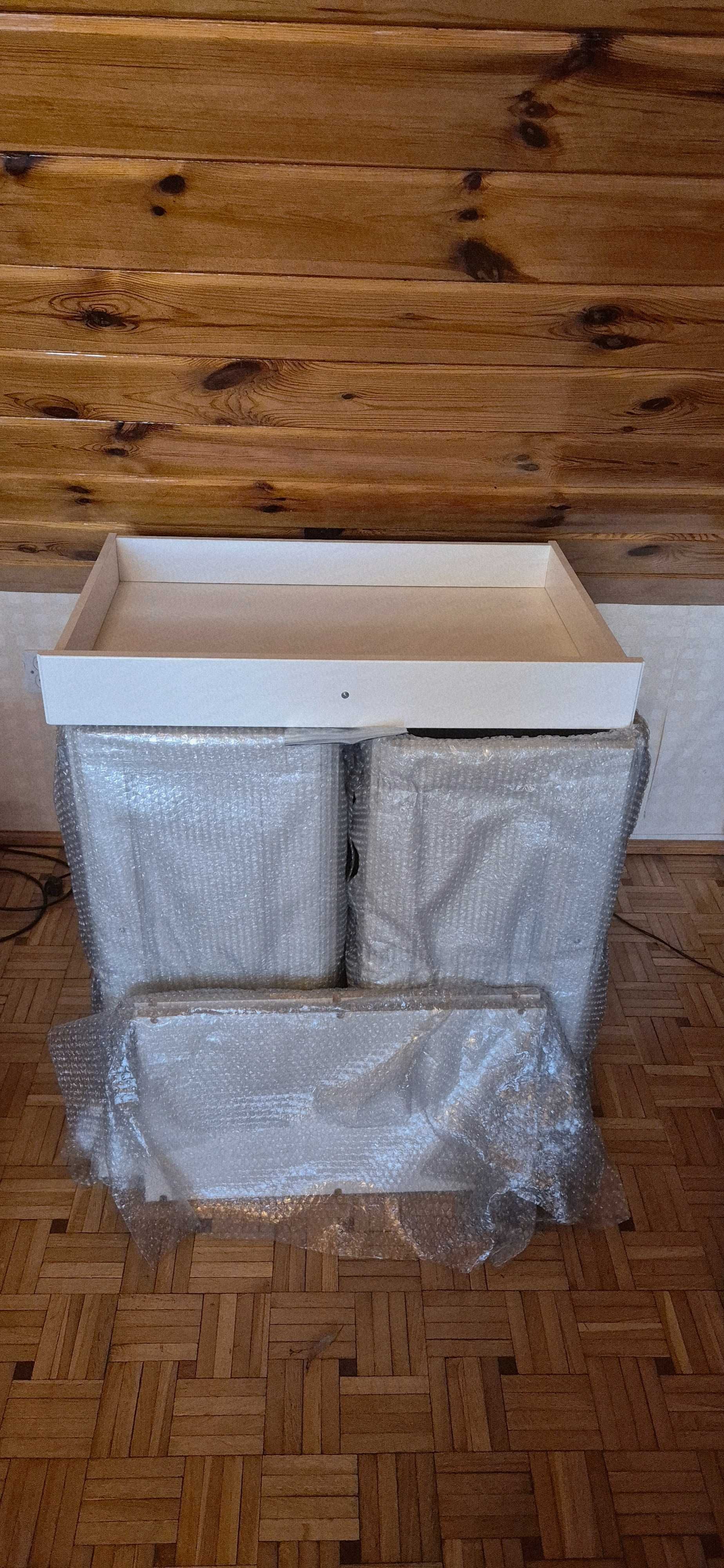 Sprzedam biurko białe hemnes