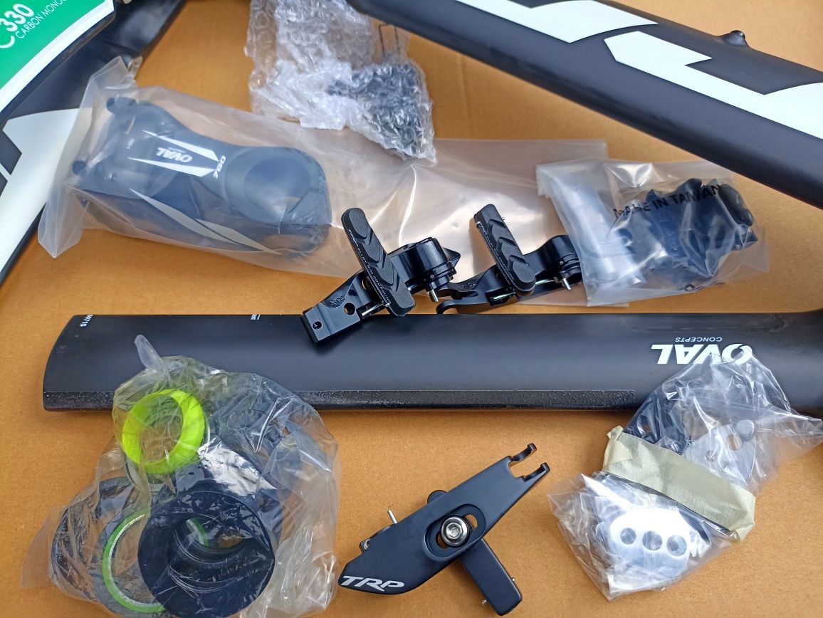 Nowa Rama Aero  Czasowa  Fuji Norcom Frame set + hamulce Widelec karbo