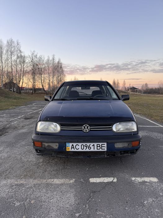 Продам машину Volkswagen Golf 3 газ/бензин