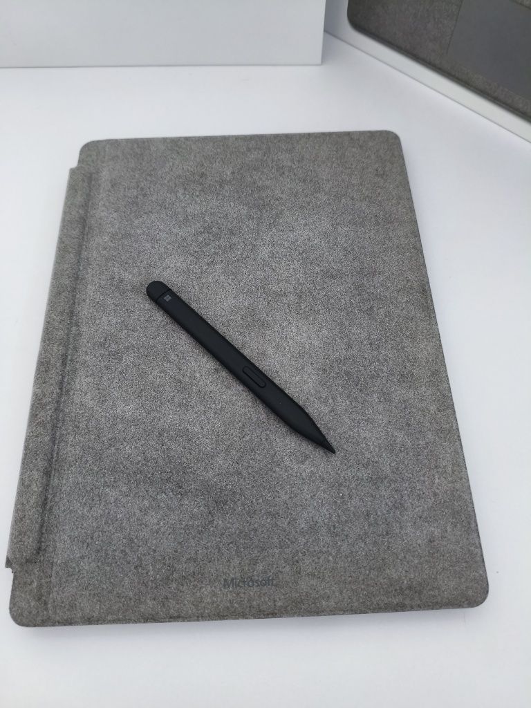 Microsoft Surface 11 Pro Snapdragon X 16GB DDR5 256GB SSD Copilot+