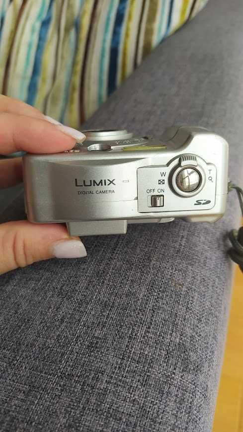 Цифровой фотоаппарат Panasonic Lumix