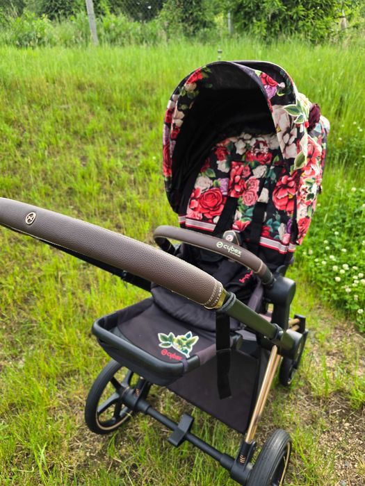 Wozek cybex platinum dark blossom