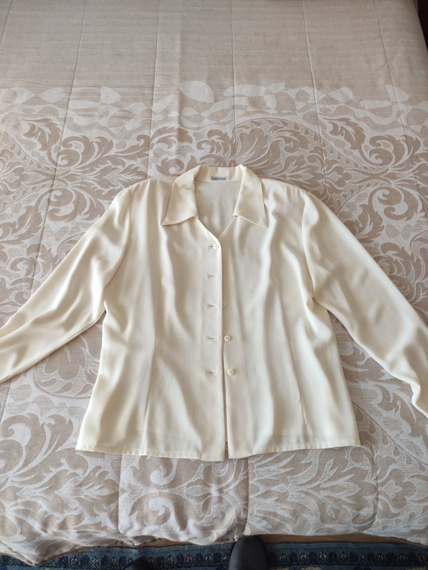 Blusa amarelo claro p/mulher da marca espanhola Lalueza