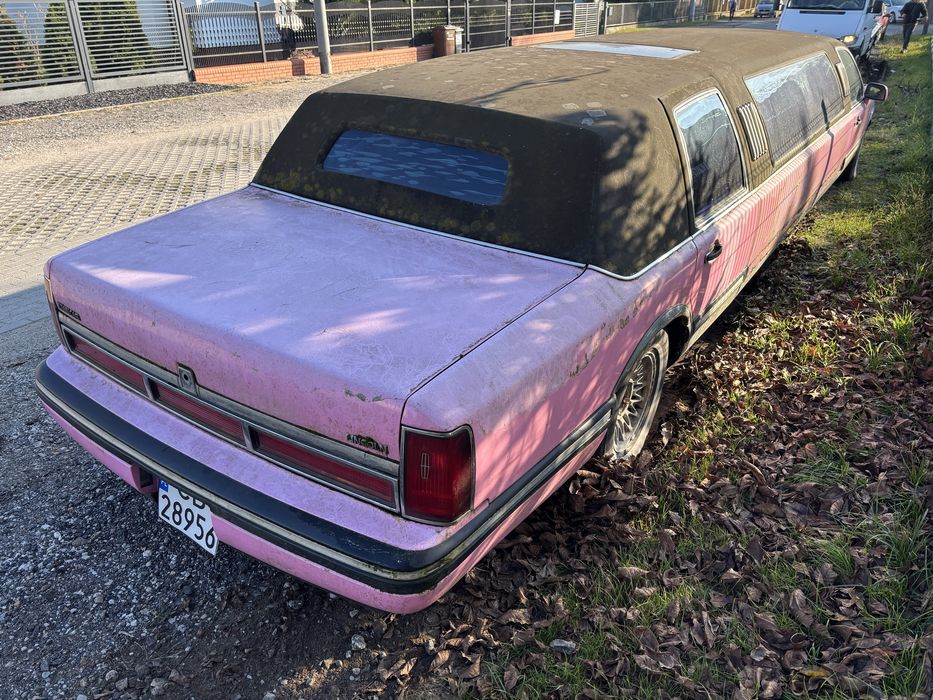 Lincoln Town Car Kristal 9 metrów