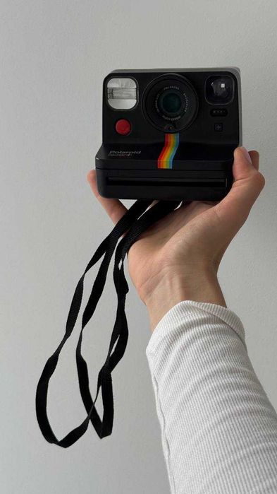 Набір камера Polaroid Now+ Black + сумка-чохол з додатковими фільтрами