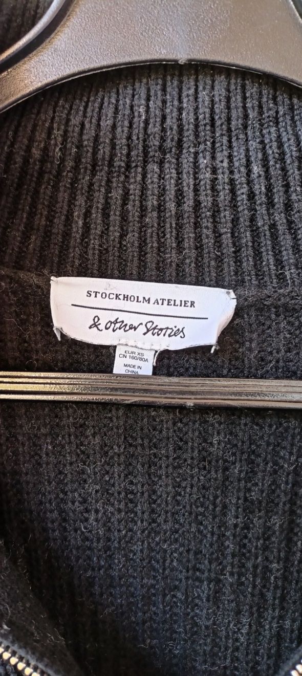 Wełniany sweter w paski & Other Stories r.Xs
